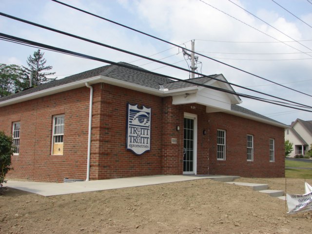 frontsideofbuilding2.jpg